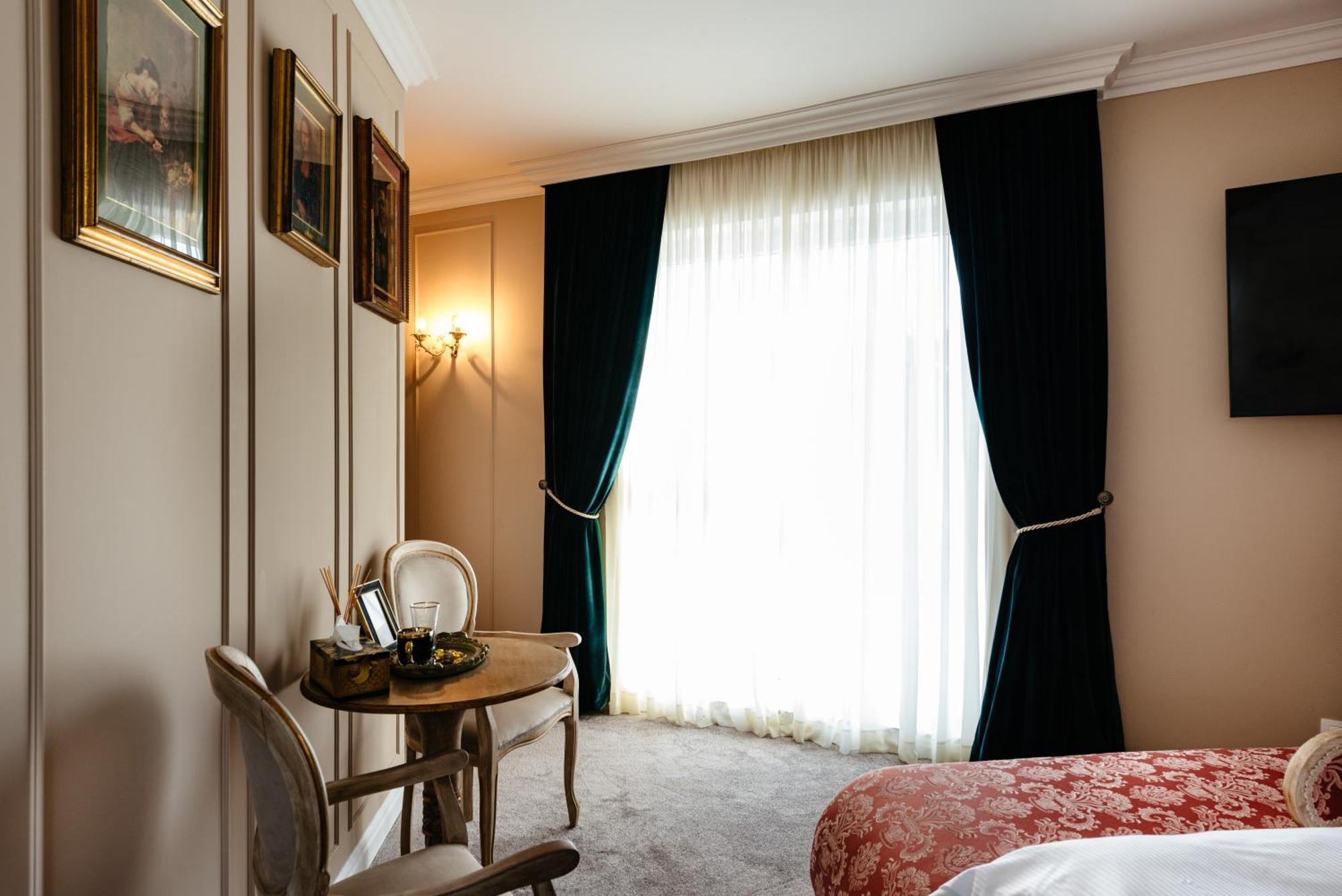 Ateneea Luxury Rooms Kluż-Napoka Zewnętrze zdjęcie