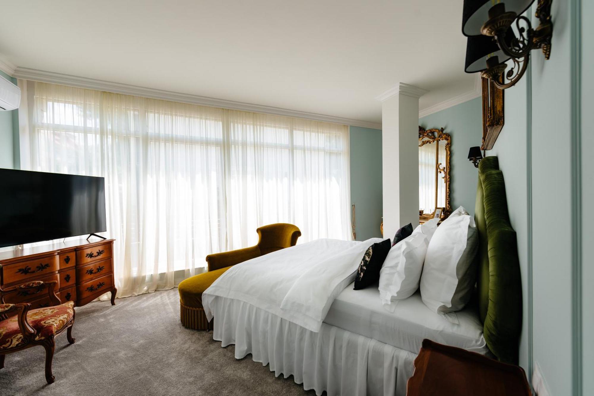 Ateneea Luxury Rooms Kluż-Napoka Zewnętrze zdjęcie